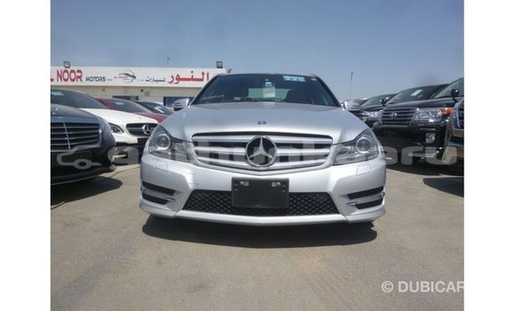 Buy Import Mercedes-Benz 200 Other Car in Import - Dubai in Baa Buy Import Mercedes-Benz 200 Other Car in Import - Dubai in Baa