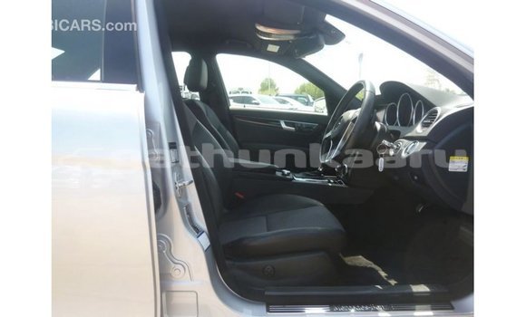 Buy Import Mercedes-Benz 200 Other Car in Import - Dubai in Baa Buy Import Mercedes-Benz 200 Other Car in Import - Dubai in Baa