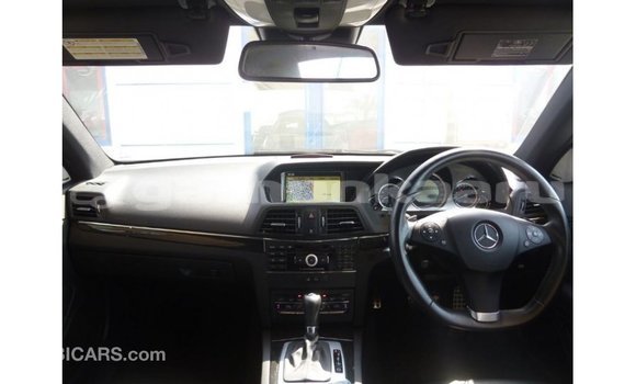 Buy Import Mercedes-Benz 190 Other Car in Import - Dubai in Baa Buy Import Mercedes-Benz 190 Other Car in Import - Dubai in Baa