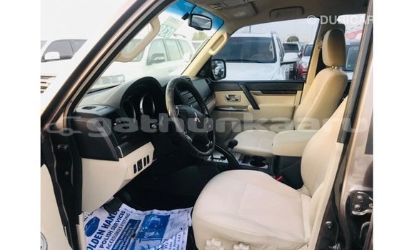 Buy Import Mitsubishi Pajero Brown Car in Import - Dubai in Baa Buy Import Mitsubishi Pajero Brown Car in Import - Dubai in Baa