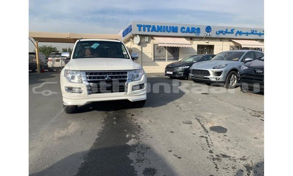 Buy Import Mitsubishi Pajero White Car in Import - Dubai in Baa Buy Import Mitsubishi Pajero White Car in Import - Dubai in Baa