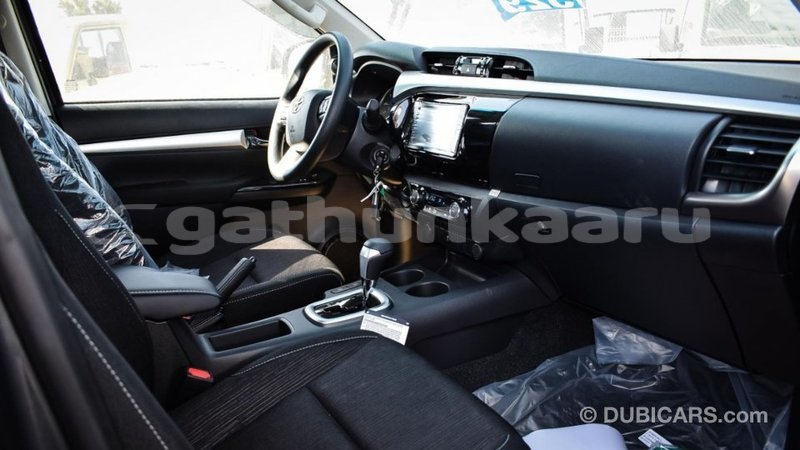 Big with watermark toyota hilux baa import dubai 2542