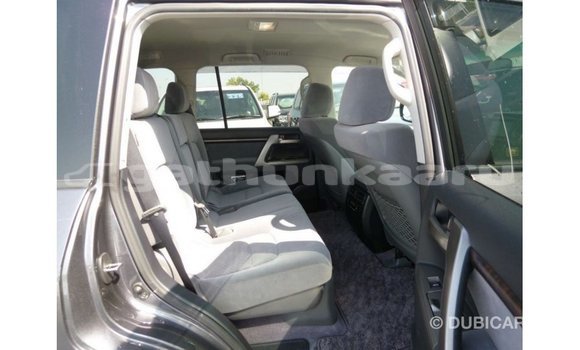 Buy Import Toyota Land Cruiser Other Car in Import - Dubai in Baa Buy Import Toyota Land Cruiser Other Car in Import - Dubai in Baa