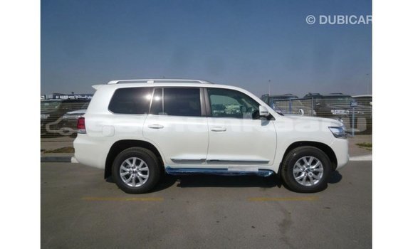 Buy Import Toyota Land Cruiser White Car in Import - Dubai in Baa Buy Import Toyota Land Cruiser White Car in Import - Dubai in Baa