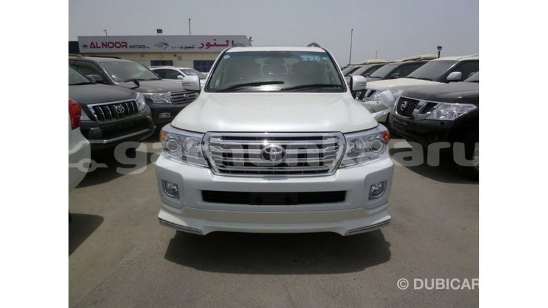 Big with watermark toyota land cruiser baa import dubai 2558