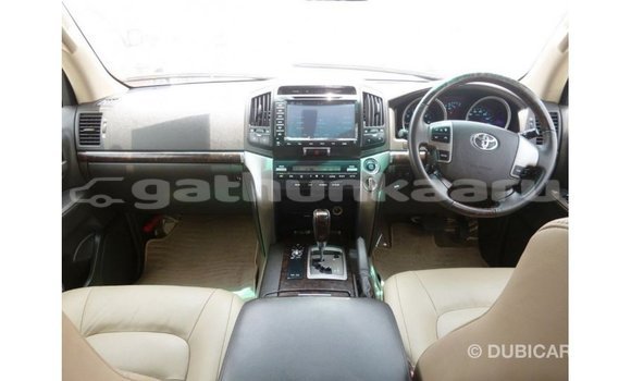 Buy Import Toyota Land Cruiser White Car in Import - Dubai in Baa Buy Import Toyota Land Cruiser White Car in Import - Dubai in Baa
