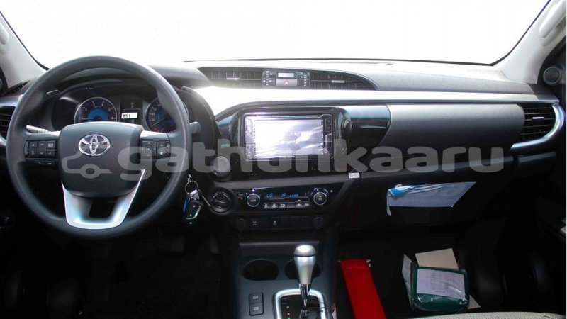 Big with watermark toyota hilux baa import dubai 2560