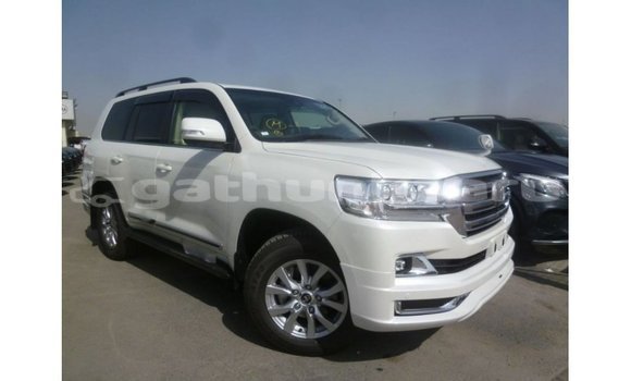 Buy Import Toyota Land Cruiser White Car in Import - Dubai in Baa Buy Import Toyota Land Cruiser White Car in Import - Dubai in Baa