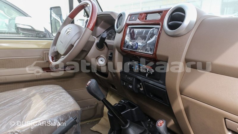 Big with watermark toyota land cruiser baa import dubai 2567