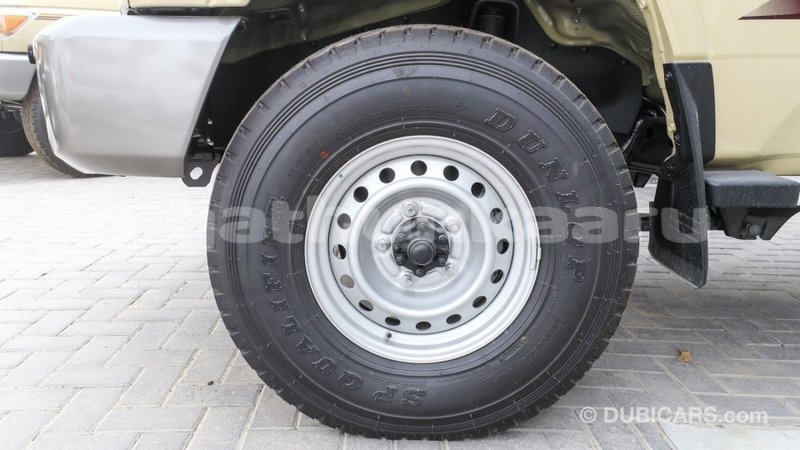 Big with watermark toyota land cruiser baa import dubai 2567