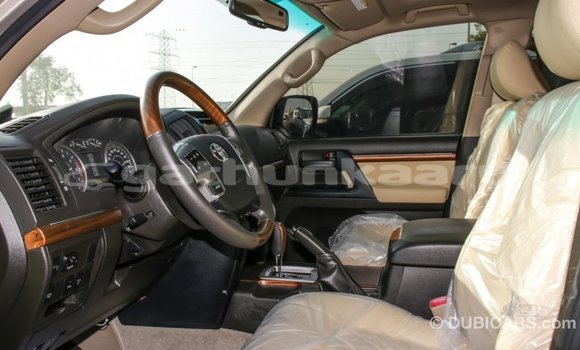 Buy Import Toyota Land Cruiser Other Car in Import - Dubai in Baa Buy Import Toyota Land Cruiser Other Car in Import - Dubai in Baa