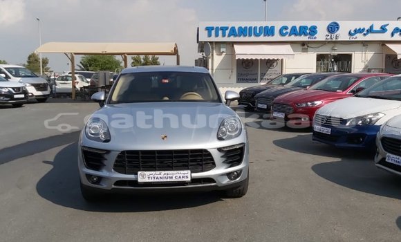 Buy Import Porsche Macan Other Car in Import - Dubai in Baa