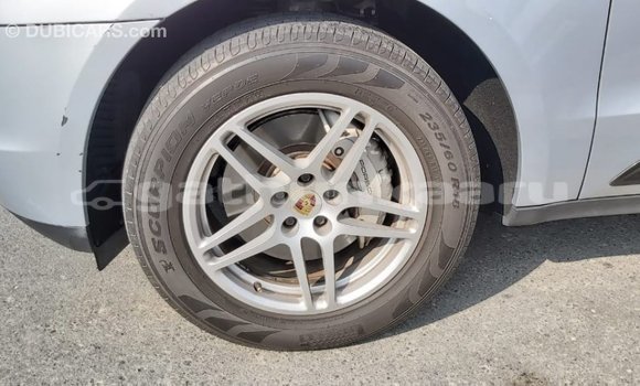 Buy Import Porsche Macan Other Car in Import - Dubai in Baa Buy Import Porsche Macan Other Car in Import - Dubai in Baa