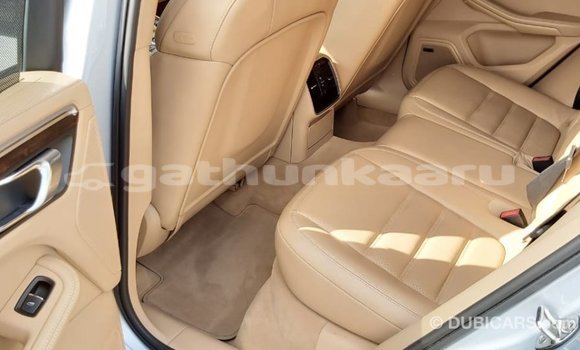 Buy Import Porsche Macan Other Car in Import - Dubai in Baa Buy Import Porsche Macan Other Car in Import - Dubai in Baa