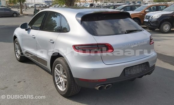 Buy Import Porsche Macan Other Car in Import - Dubai in Baa Buy Import Porsche Macan Other Car in Import - Dubai in Baa