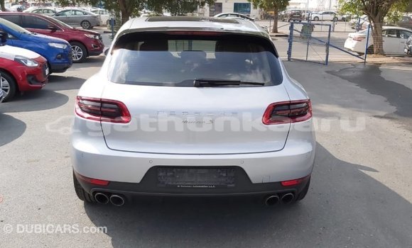 Buy Import Porsche Macan Other Car in Import - Dubai in Baa Buy Import Porsche Macan Other Car in Import - Dubai in Baa