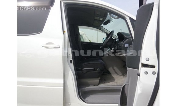 Buy Import Toyota Alphard White Car in Import - Dubai in Baa Buy Import Toyota Alphard White Car in Import - Dubai in Baa