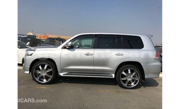 Buy Import Toyota Land Cruiser Other Car in Import - Dubai in Baa Buy Import Toyota Land Cruiser Other Car in Import - Dubai in Baa