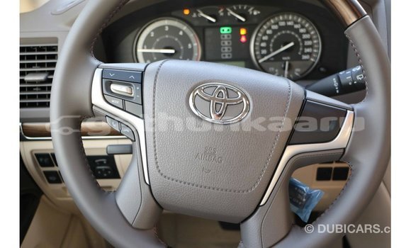 Buy Import Toyota Land Cruiser White Car in Import - Dubai in Baa Buy Import Toyota Land Cruiser White Car in Import - Dubai in Baa