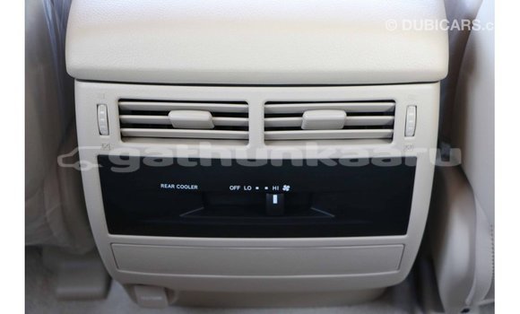 Buy Import Toyota Land Cruiser White Car in Import - Dubai in Baa Buy Import Toyota Land Cruiser White Car in Import - Dubai in Baa