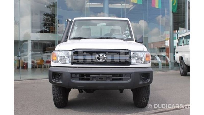 Big with watermark toyota land cruiser baa import dubai 2596