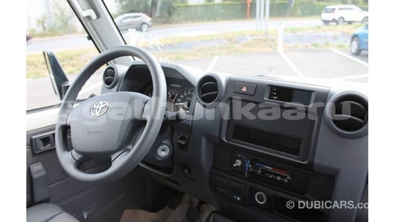 Big with watermark toyota land cruiser baa import dubai 2596