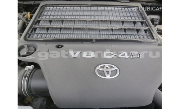 Buy Import Toyota Land Cruiser Other Car in Import - Dubai in Baa Buy Import Toyota Land Cruiser Other Car in Import - Dubai in Baa