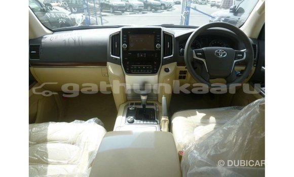 Buy Import Toyota Land Cruiser White Car in Import - Dubai in Baa Buy Import Toyota Land Cruiser White Car in Import - Dubai in Baa