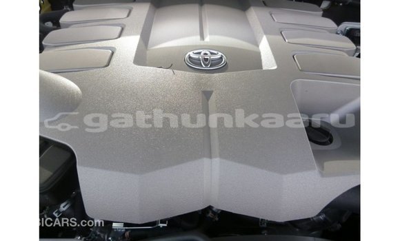Buy Import Toyota Land Cruiser White Car in Import - Dubai in Baa Buy Import Toyota Land Cruiser White Car in Import - Dubai in Baa