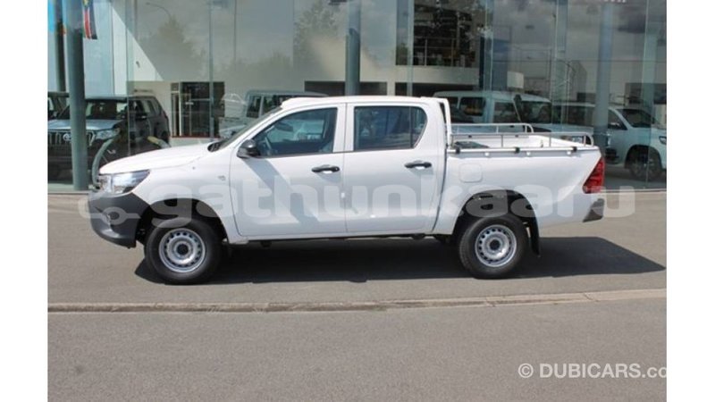 Big with watermark toyota hilux baa import dubai 2610
