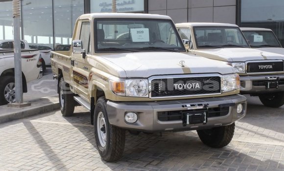 Buy Import Toyota Land Cruiser Beige Car in Import - Dubai in Baa Buy Import Toyota Land Cruiser Beige Car in Import - Dubai in Baa