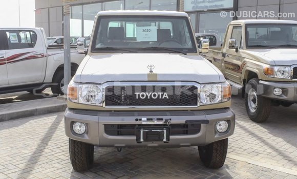 Buy Import Toyota Land Cruiser Beige Car in Import - Dubai in Baa Buy Import Toyota Land Cruiser Beige Car in Import - Dubai in Baa