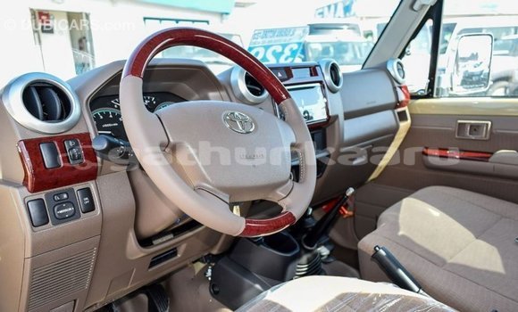 Buy Import Toyota Land Cruiser Beige Car in Import - Dubai in Baa Buy Import Toyota Land Cruiser Beige Car in Import - Dubai in Baa