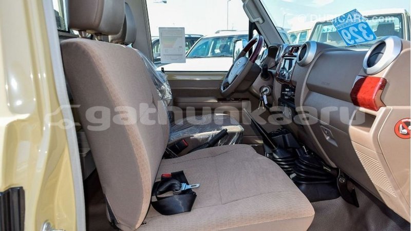 Big with watermark toyota land cruiser baa import dubai 2619