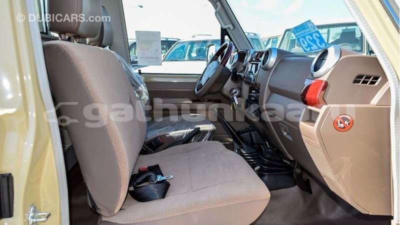 Big with watermark toyota land cruiser baa import dubai 2619