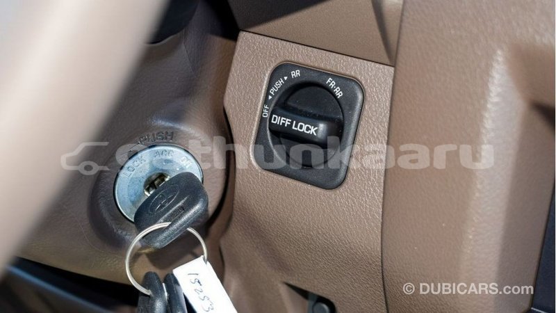 Big with watermark toyota land cruiser baa import dubai 2619