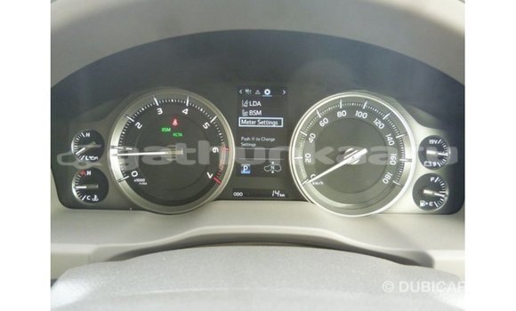 Buy Import Toyota Land Cruiser White Car in Import - Dubai in Baa Buy Import Toyota Land Cruiser White Car in Import - Dubai in Baa