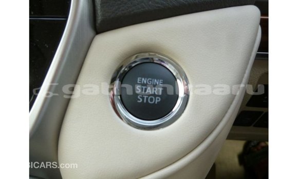 Buy Import Toyota Land Cruiser White Car in Import - Dubai in Baa Buy Import Toyota Land Cruiser White Car in Import - Dubai in Baa