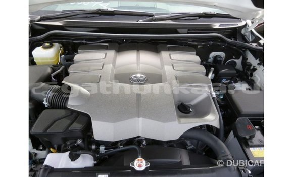 Buy Import Toyota Land Cruiser White Car in Import - Dubai in Baa Buy Import Toyota Land Cruiser White Car in Import - Dubai in Baa
