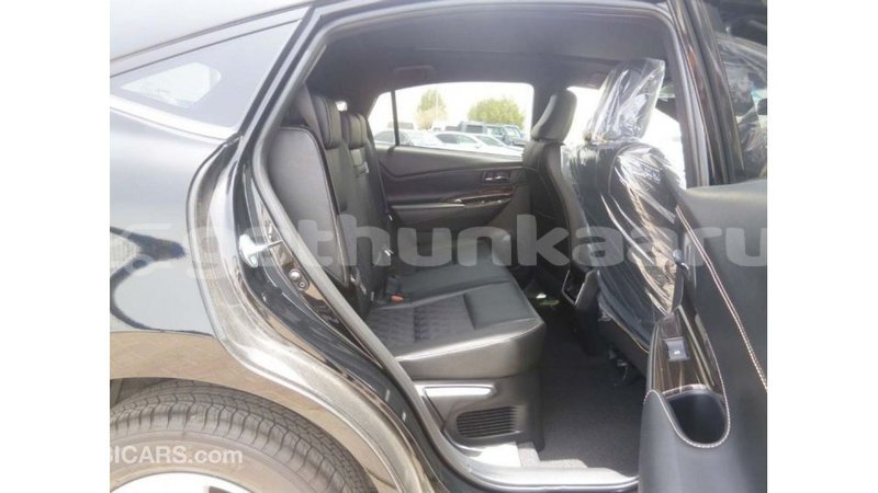 Big with watermark toyota harrier baa import dubai 2626