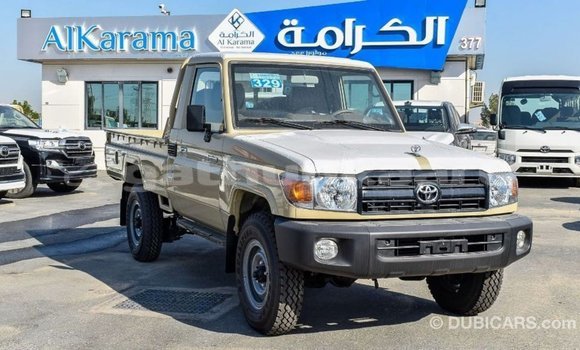 Buy Import Toyota Land Cruiser Beige Car in Import - Dubai in Baa Buy Import Toyota Land Cruiser Beige Car in Import - Dubai in Baa