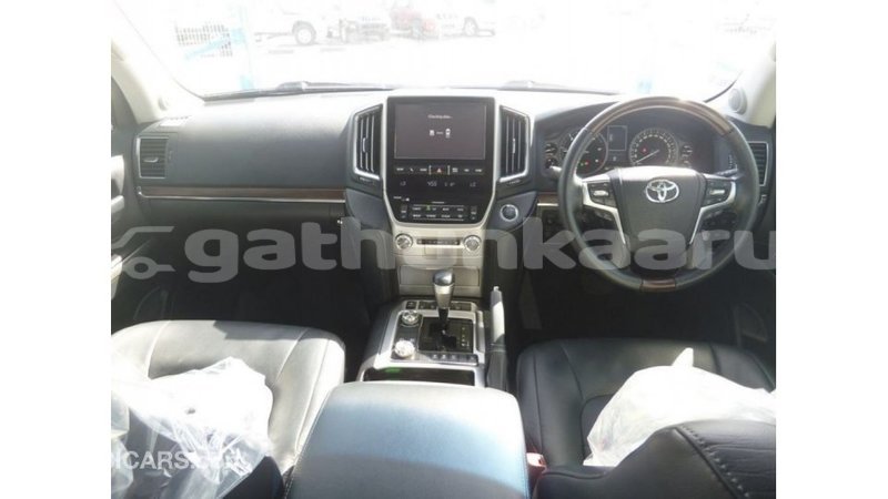 Big with watermark toyota land cruiser baa import dubai 2635