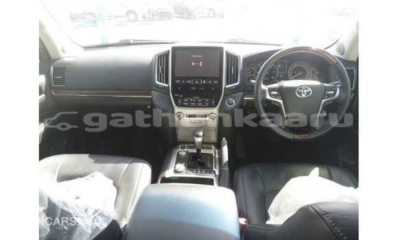 Buy Import Toyota Land Cruiser White Car in Import - Dubai in Baa Buy Import Toyota Land Cruiser White Car in Import - Dubai in Baa