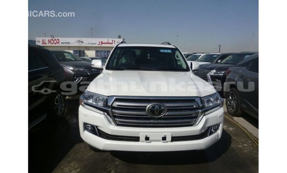 Buy Import Toyota Land Cruiser White Car in Import - Dubai in Baa Buy Import Toyota Land Cruiser White Car in Import - Dubai in Baa