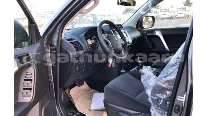 Big with watermark toyota prado baa import dubai 2638