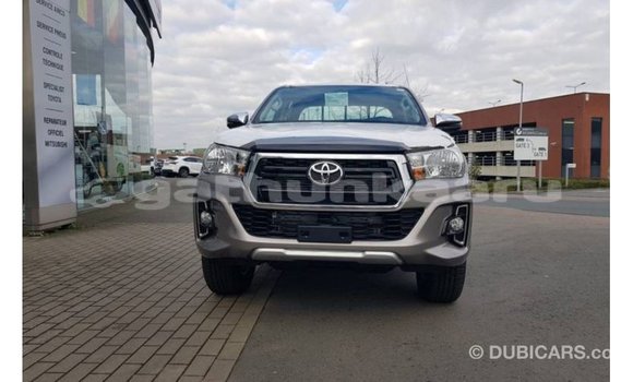 Buy Import Toyota Hilux Brown Car in Import - Dubai in Baa Buy Import Toyota Hilux Brown Car in Import - Dubai in Baa