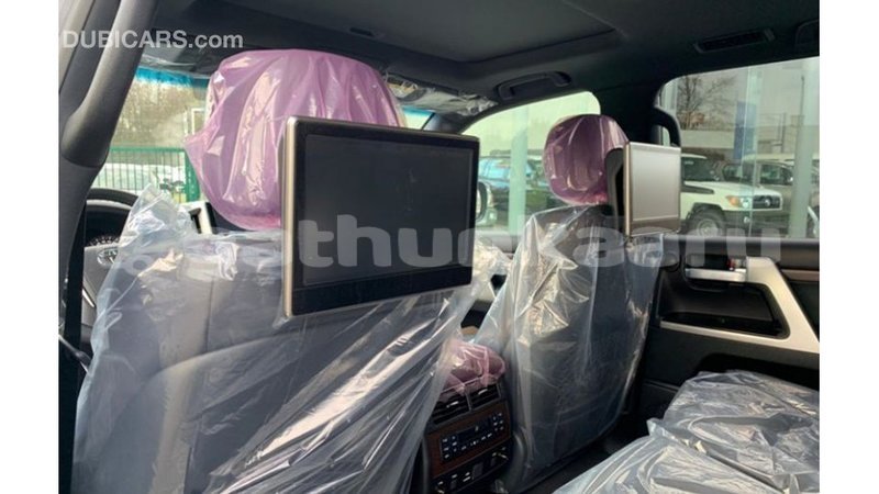 Big with watermark toyota land cruiser baa import dubai 2642