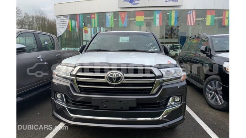 Big with watermark toyota land cruiser baa import dubai 2642