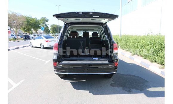 Buy Import Toyota Land Cruiser Black Car in Import - Dubai in Baa Buy Import Toyota Land Cruiser Black Car in Import - Dubai in Baa