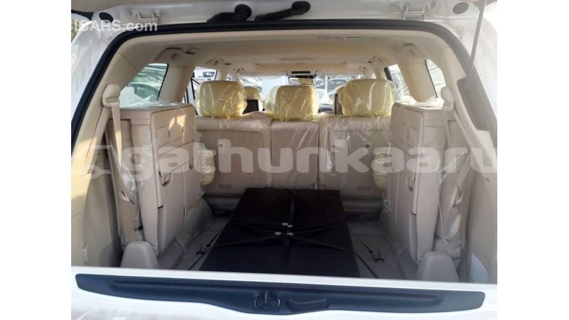 Big with watermark lexus lx baa import dubai 2652